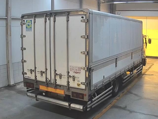 2009 Isuzu Forward 冷蔵・冷凍車 auction photo 2