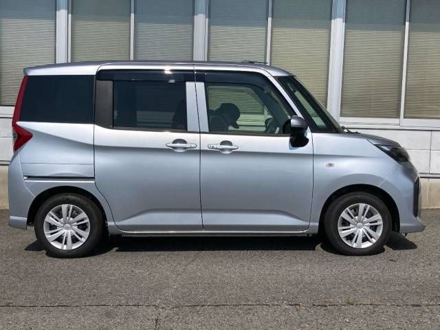 2024 Toyota Roomy X auction photo 2