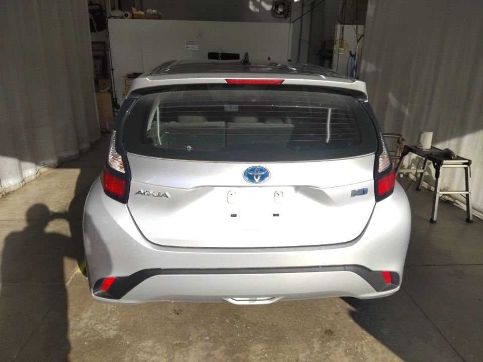 2023 Toyota Aqua auction photo 5