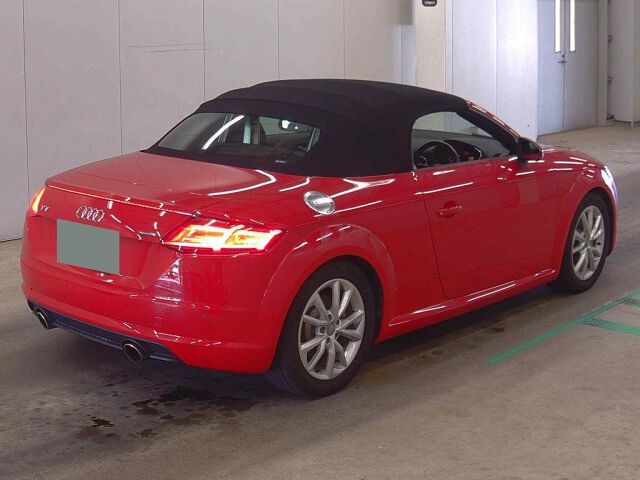 2015 Audi TTロードスター 2.0TFSIクワトロ 4WD auction photo 5