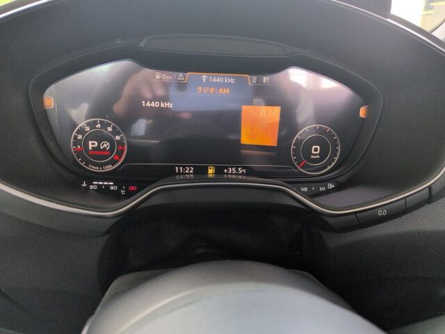 2015 Audi TTロードスター 2.0TFSIクワトロ 4WD auction photo 6