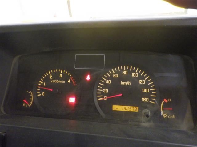 2008 Isuzu Elf dump auction photo 6