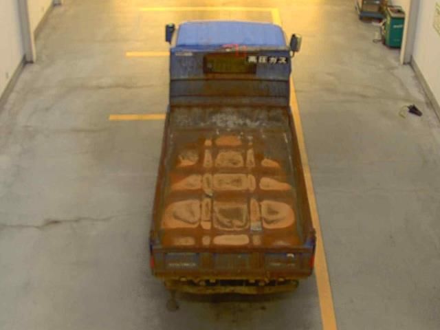 2008 Isuzu Elf dump auction photo 3