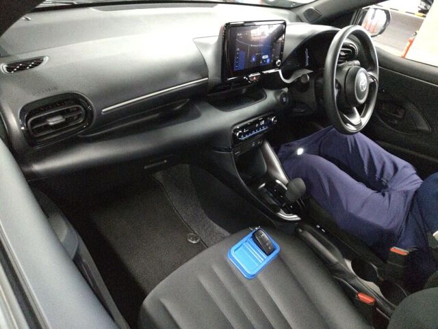 2025 Toyota Yaris G auction photo 3
