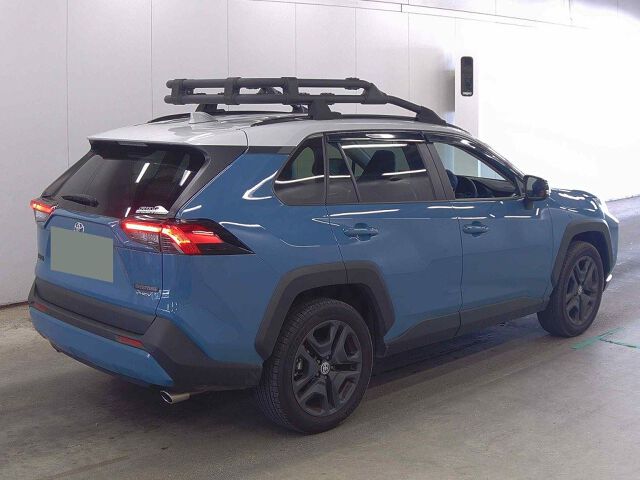 2025 Toyota RAV4 HV アドベンチャー 4WD auction photo 5