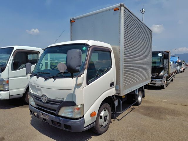 2012 Toyota Dyna パネルバン auction photo 4