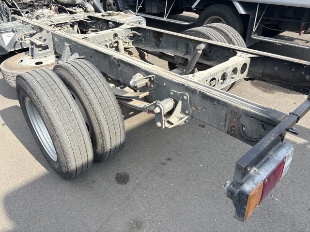 2008 Isuzu Elf シャーシ auction photo 14