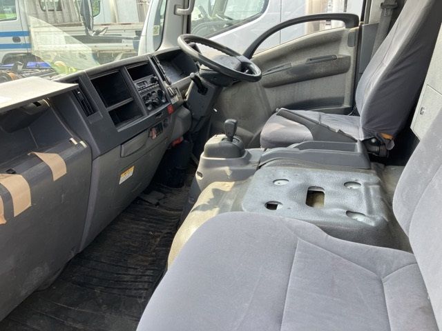 2008 Isuzu Elf シャーシ auction photo 5