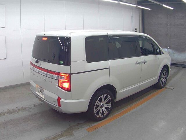 2021 Mitsubishi Delica D:5 P 4WD auction photo 5