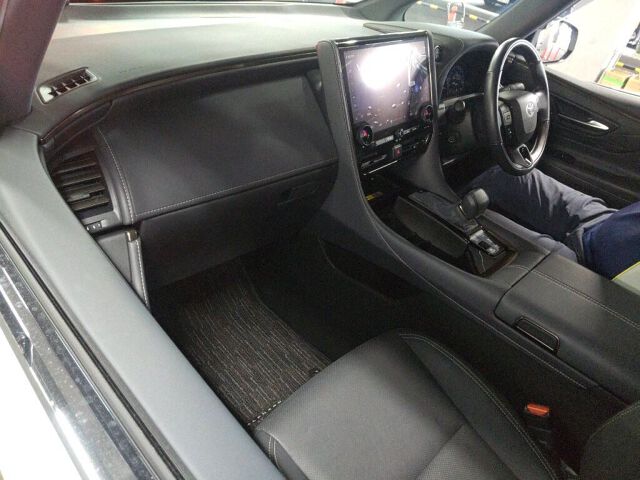 2023 Toyota Alphard Z auction photo 3