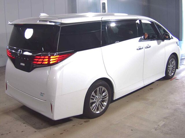 2023 Toyota Alphard Z auction photo 5