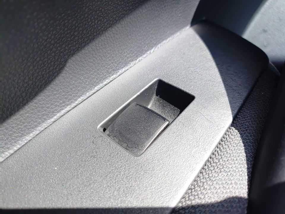 2021 Toyota カローラ ツーリング auction photo 13