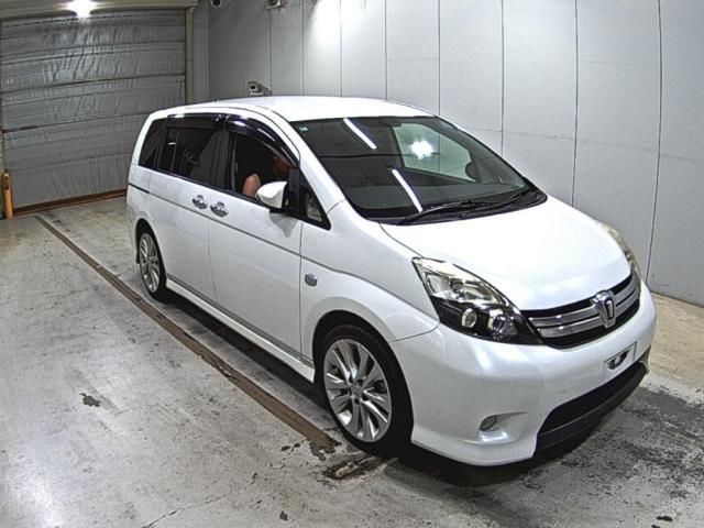 2014 Toyota Isis プラタナ Vセレクション・ブラン Japan auction vehicle