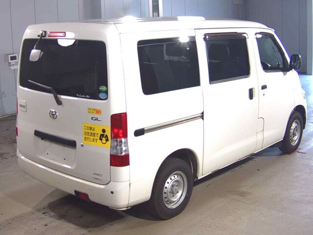 2020 Toyota TownAce Van GL 4WD auction photo 5