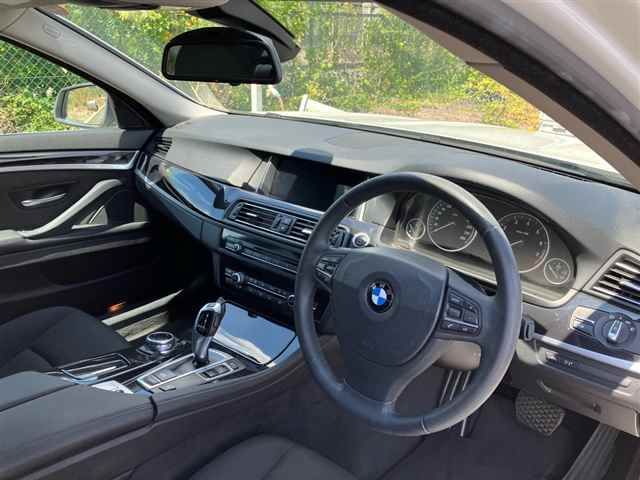 2014 BMW BMW5シリーズ 523i auction photo 3