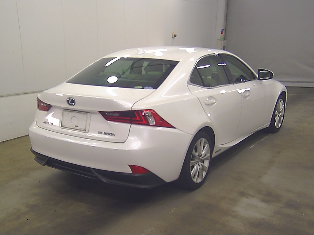 2013 Lexus IS300h auction photo 2