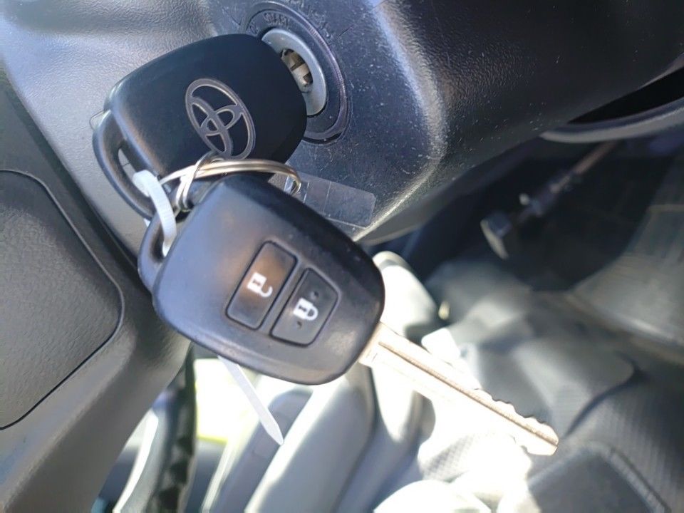 2019 Toyota Hiace auction photo 15