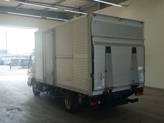 2016 Mitsubishi Fuso Canter Aluminum Van PG auction photo 2