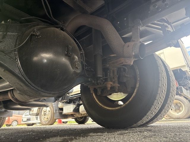 2016 Mitsubishi Fuso Canter Aluminum Van PG auction photo 10
