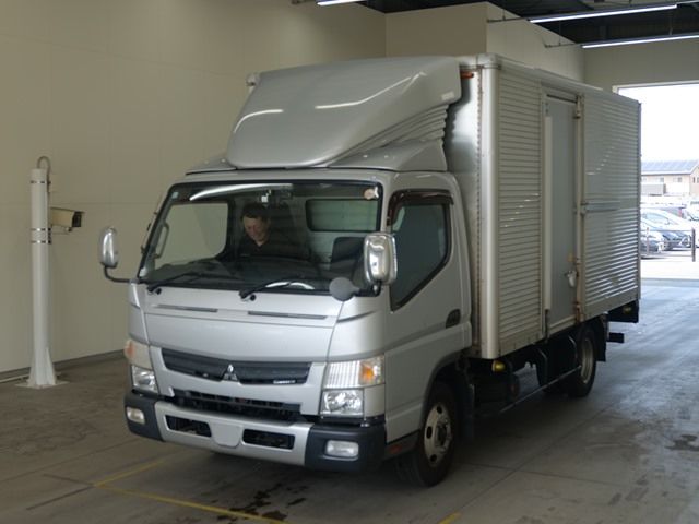 2016 Mitsubishi Fuso Canter Aluminum Van PG Japan auction vehicle