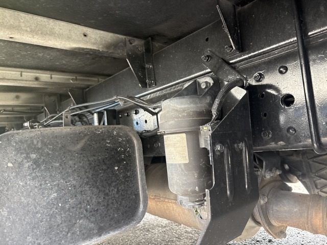 2016 Mitsubishi Fuso Canter Aluminum Van PG auction photo 17
