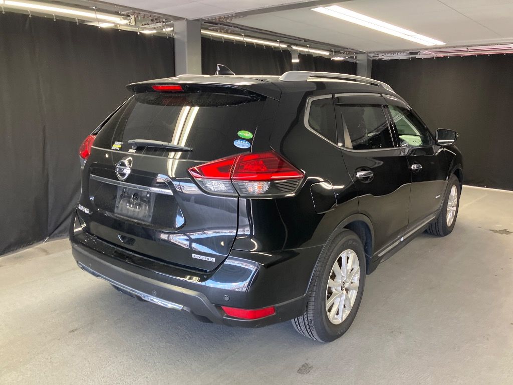 2018 Nissan X-Trail 20Xi HYBRID auction photo 4