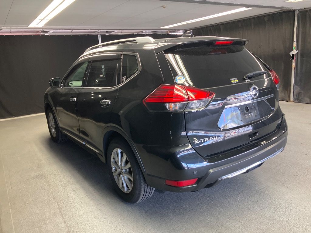 2018 Nissan X-Trail 20Xi HYBRID auction photo 2