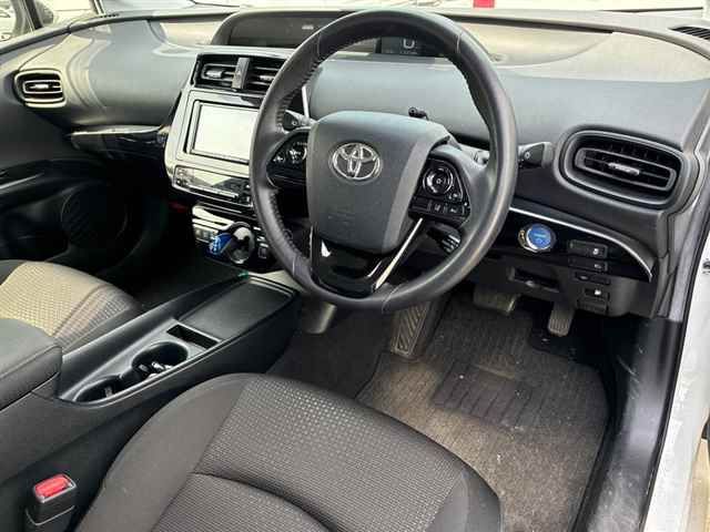 2019 Toyota Prius S auction photo 3