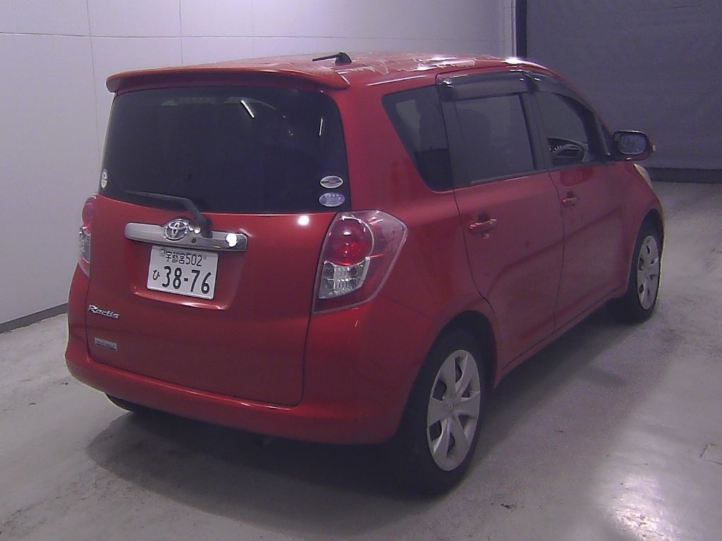 2008 Toyota Ractis G L Package auction photo 2