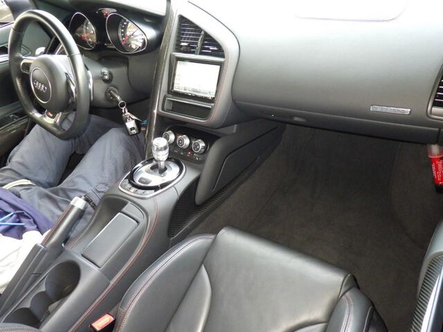 2015 Audi R8 4.2FSIクワトロ 4WD auction photo 3