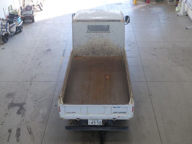 2019 Mitsubishi Fuso Canter dump auction photo 3