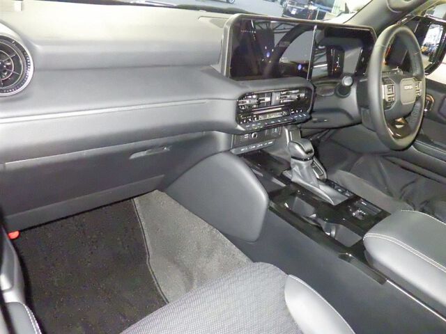 2025 Toyota Land Cruiser 250 VX 4WD auction photo 3