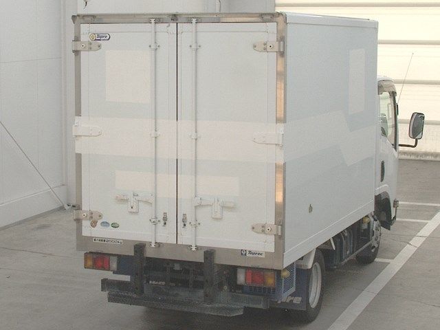 2018 Isuzu Elf 冷蔵・冷凍車 auction photo 2