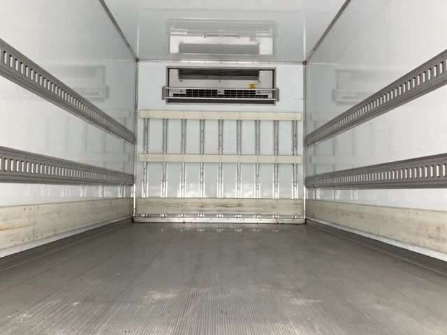 2018 Mitsubishi Fuso Canter Reizo Reito auction photo 20