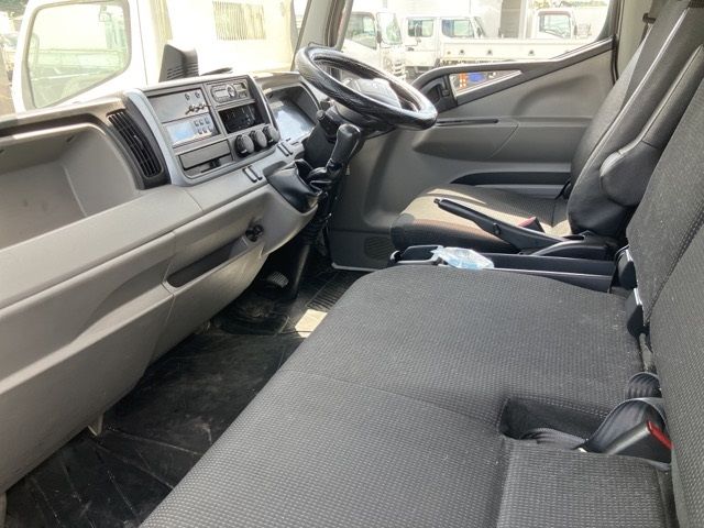 2018 Mitsubishi Fuso Canter Reizo Reito auction photo 5