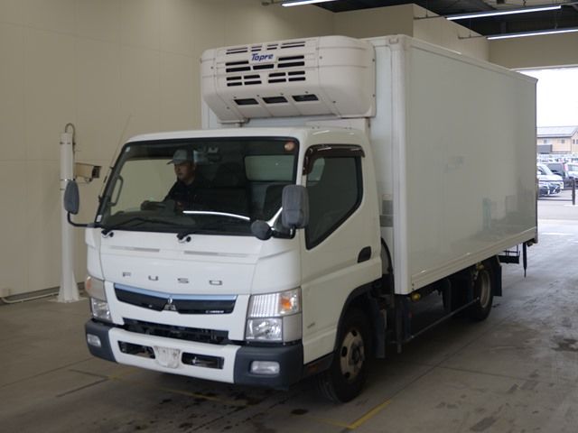 2018 Mitsubishi Fuso Canter Reizo Reito Japan auction vehicle