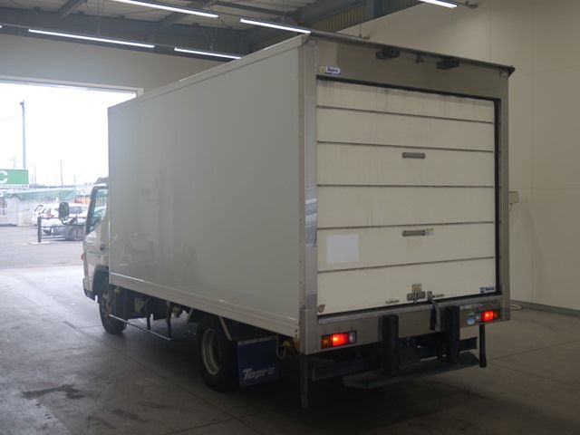 2018 Mitsubishi Fuso Canter Reizo Reito auction photo 2