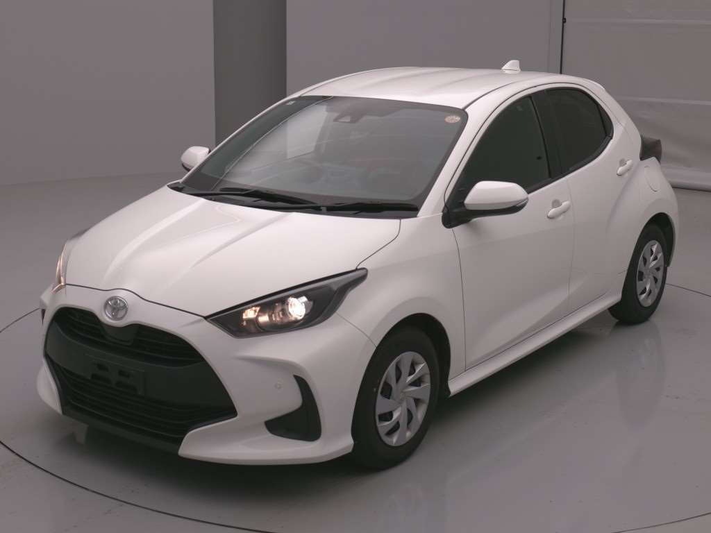 Japan Auction Vehicles 4 2022 Toyota Yaris X auction photo