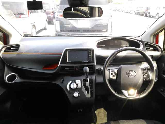 2019 Toyota Sienta Fanbase G auction photo 8