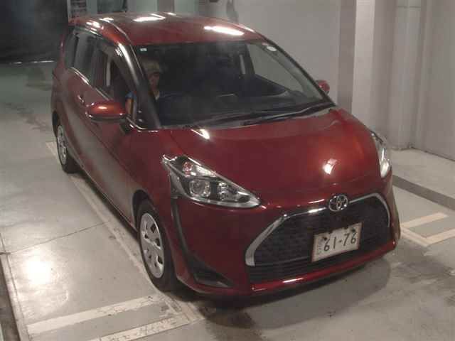 2019 Toyota Sienta Fanbase G Japan auction vehicle