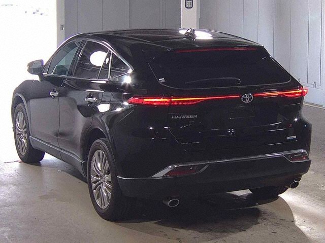 2023 Toyota Harrier Z auction photo 2