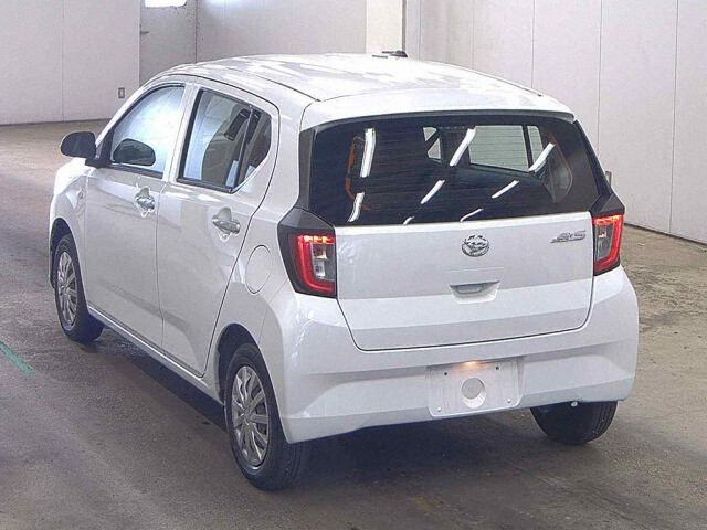 2023 Daihatsu Mira e:S L auction photo 2