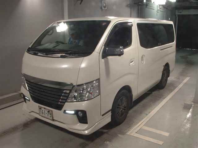 2019 Nissan NV350 Caravan ロングライダープレミアムGXター auction photo 4