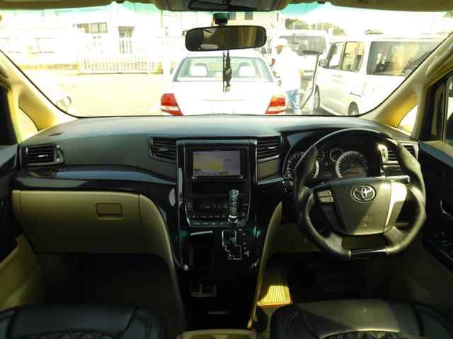 2013 Toyota Alphard 240X auction photo 8