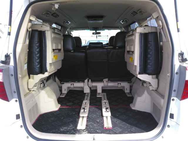 2013 Toyota Alphard 240X auction photo 10