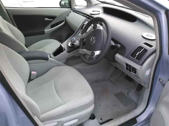 2011 Toyota Prius Sツーリングセレクション auction photo 3