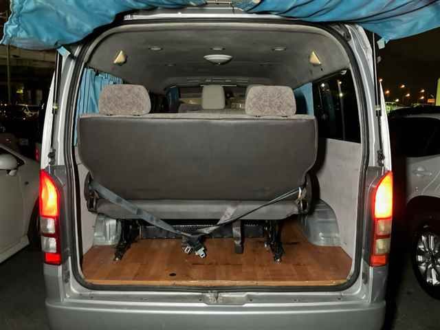 2010 Toyota Hiace GL auction photo 10
