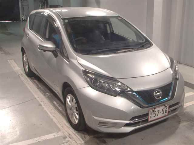 Japan Auction Vehicles 12 2019 Nissan Note e-パワーメダリスト auction photo