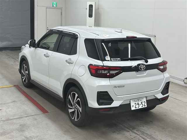 2025 Toyota Raize Z 4WD auction photo 2