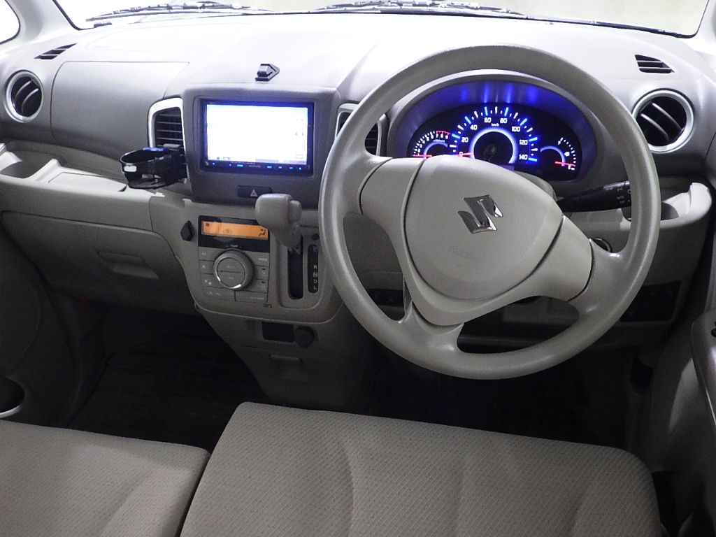 2014 Suzuki Spacia 4WD T auction photo 3